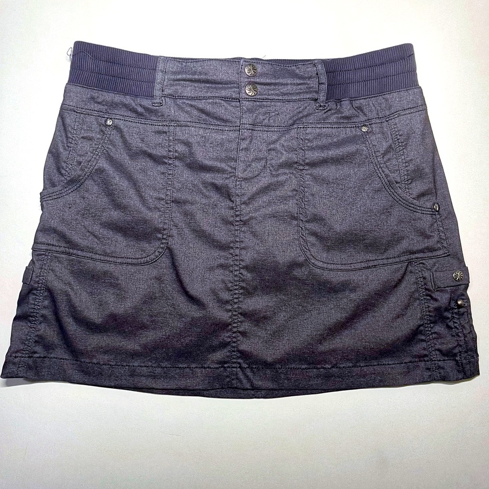 Athleta skort, gray-blue, size 6